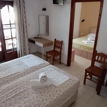 House Mistral * Neos Marmaras