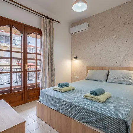 House Mistral Neos Marmaras