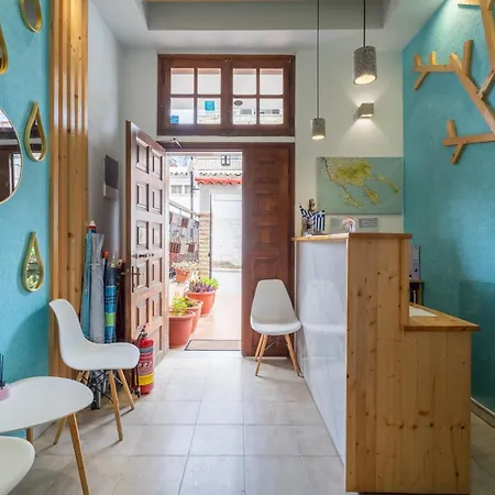House Mistral * Neos Marmaras