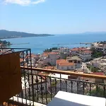 House Mistral * Neos Marmaras